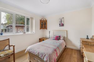 Bedroom- click for photo gallery